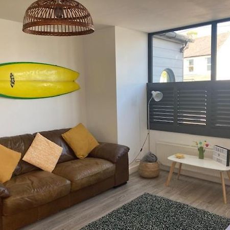 The Salt Box- Lovely Refurbished Annexe, Free Parking, Walk To Porth Beach. Saint Columb Minor Exterior photo